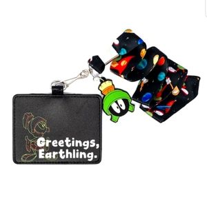 Looney tunes lanyard and Cardholder